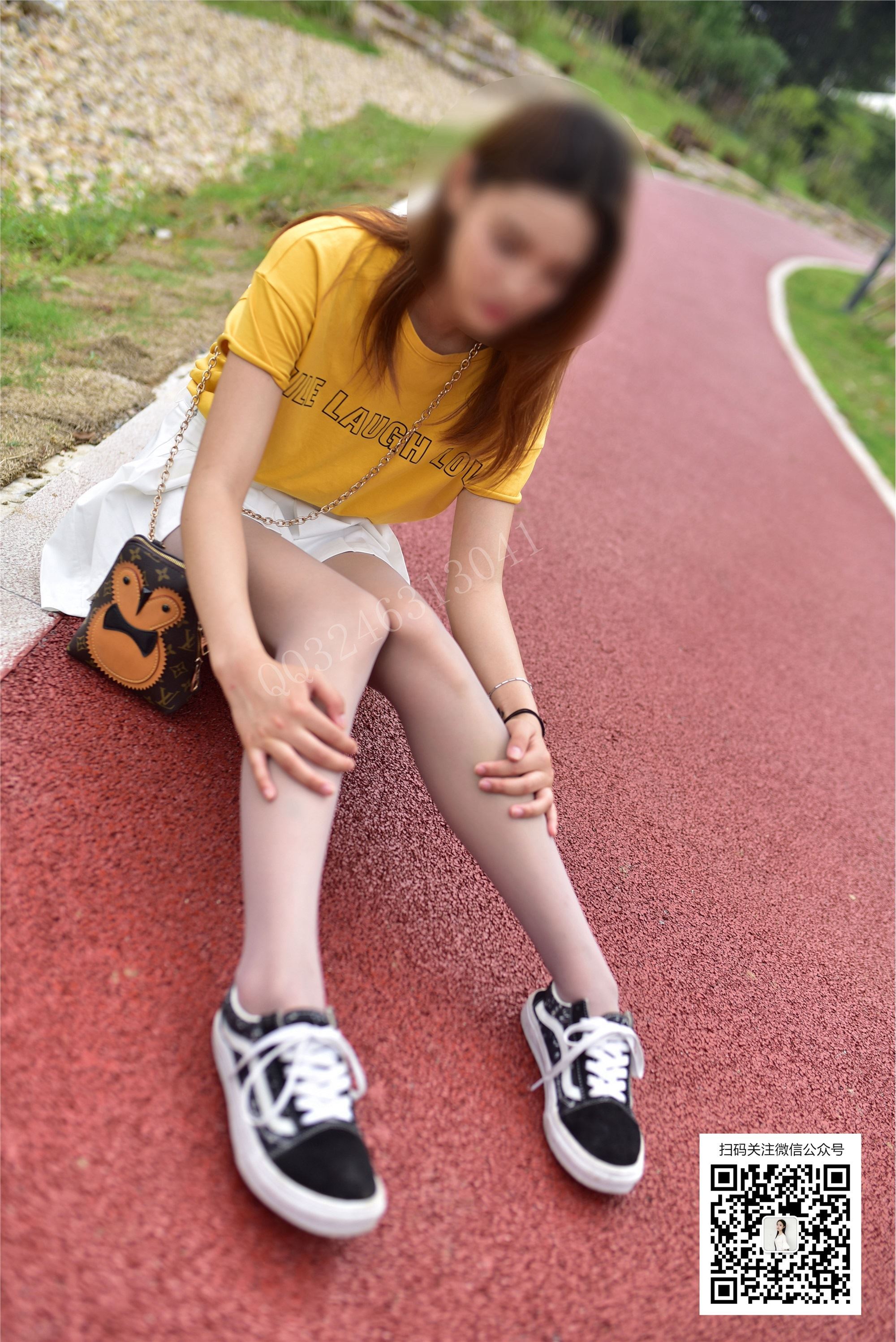 大生模拍 No.066 静静-湿润的丝袜脚